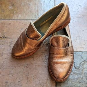 CHARLOTTE STONE metallic copper leather loafers 7
